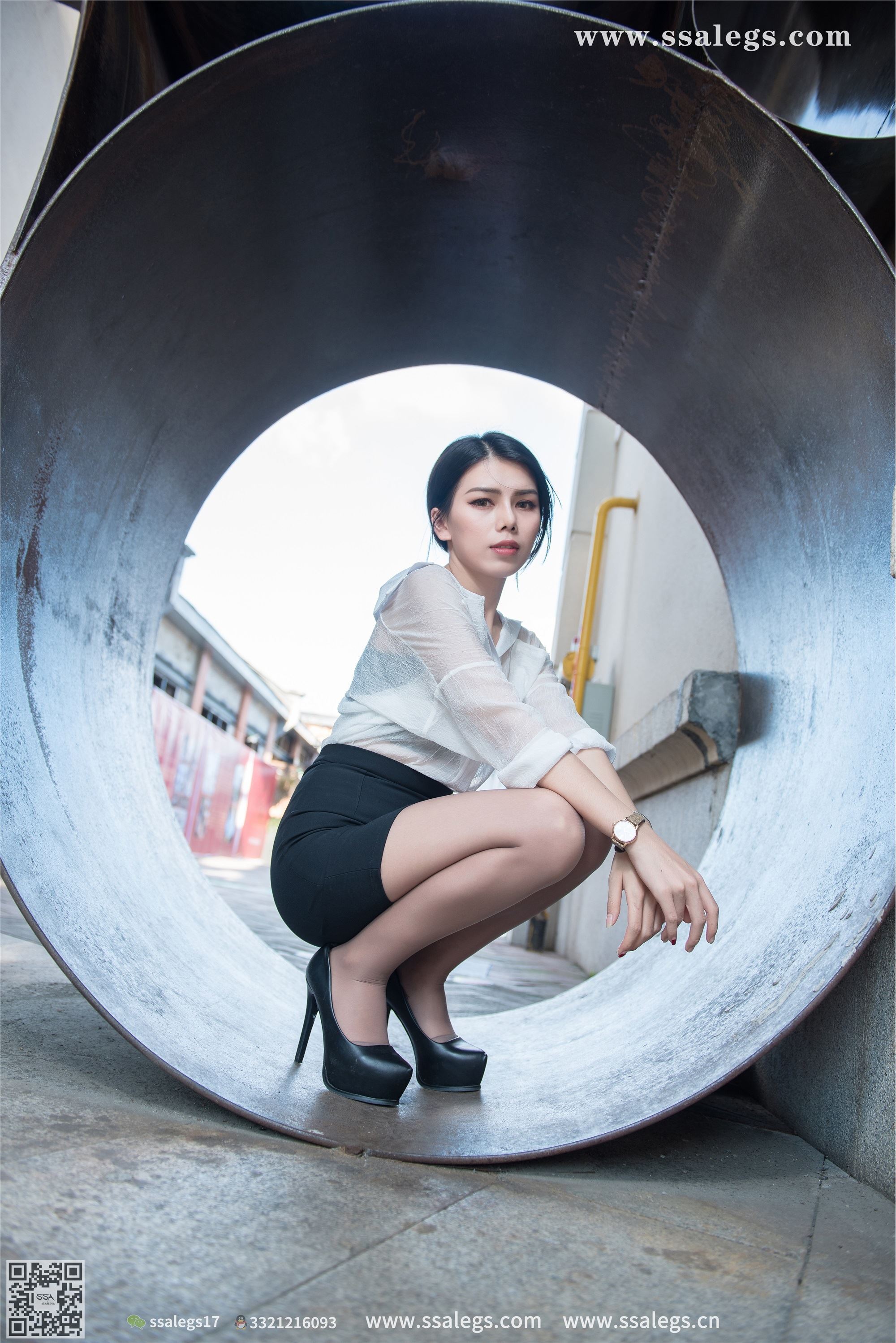 SSA丝社 NO.021 混血美女芷沫浪漫咖啡色丝袜街拍